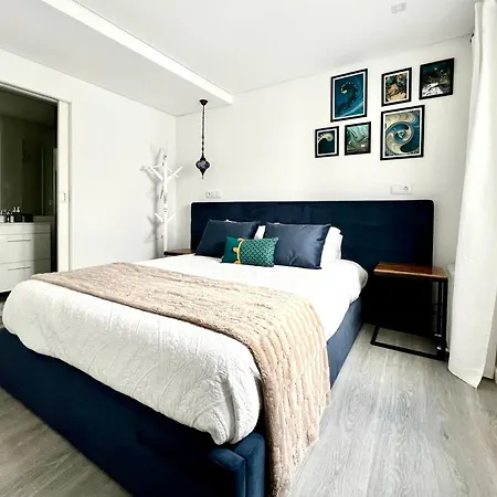 Luxury Penthouse - River Gallery Art - View&center Apartamento