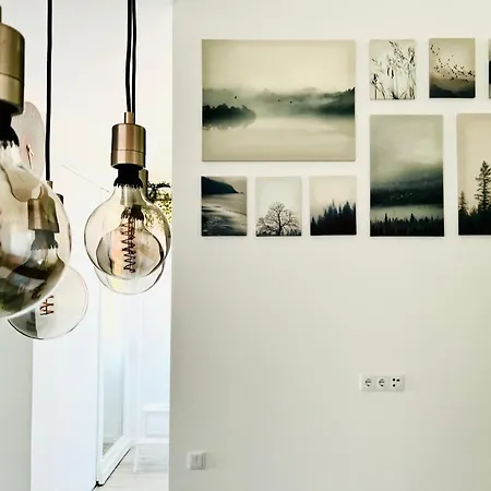 Luxury Penthouse - River Gallery Art - View&center *