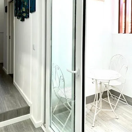 Luxury Penthouse - River Gallery Art - View&center Апартаменты Вила-Нова-ди-Гая