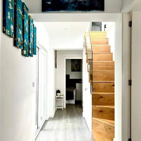 דירה Luxury Penthouse - River Gallery Art - View&center *