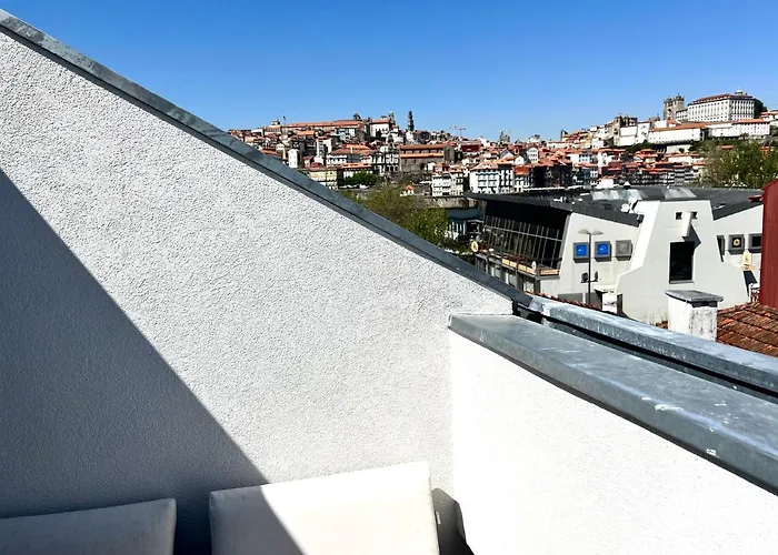 Luxury Penthouse - River Gallery Art - View&center 公寓 加亚新城